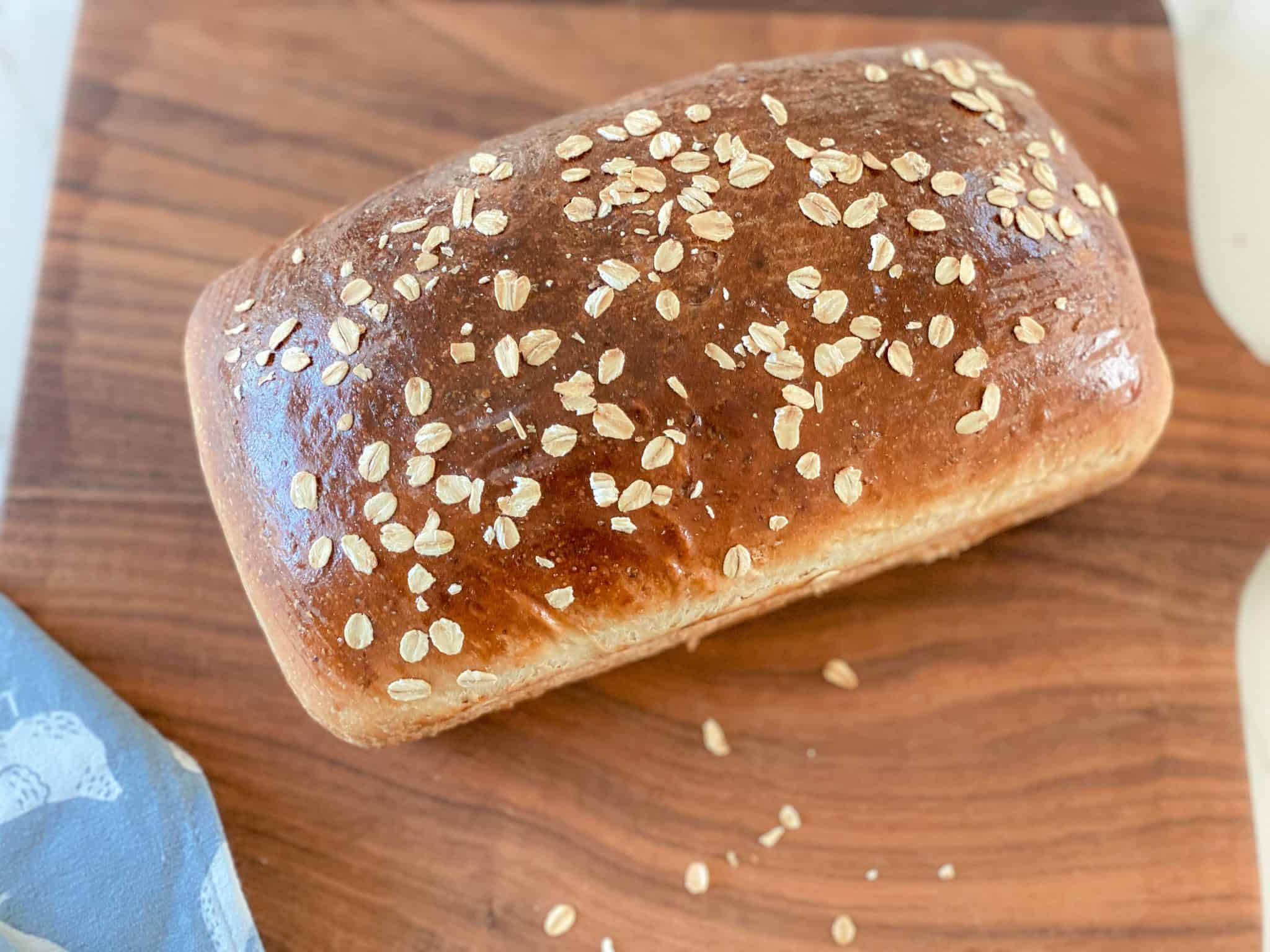 Sourdough Honey Oat Sandwich Bread — homemade sourdough recipe